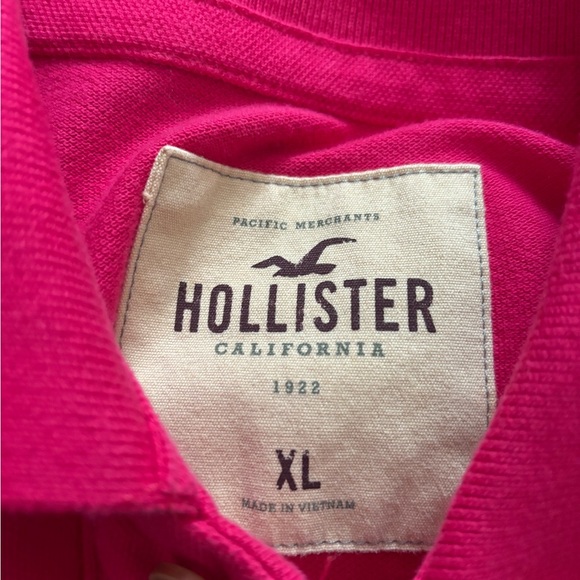 Hollister pink collared shirt - Picture 2 of 3